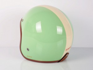 helmade-helmetdesign-fifty-fifty-pastel-pistaccio-vanilla-backside