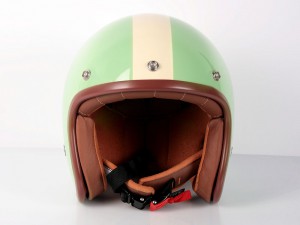 helmade-helmetdesign-fifty-fifty-pastel-pistaccio-vanilla-line-frontview